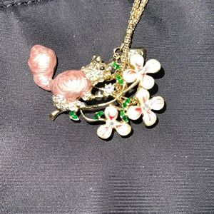 Squirrel necklace or broach